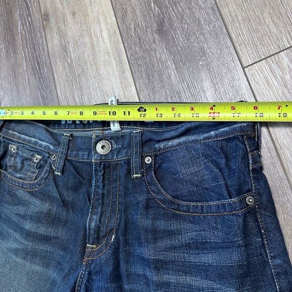 🛍️ Guess 2 1/2 inch Jean shorts size 34 stretch - Picture 3 of 6